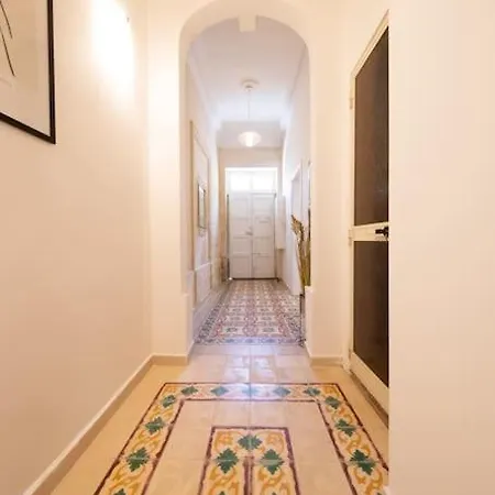Casa de Férias Traditional 2 Bedroom House With Yard Ssch1-1