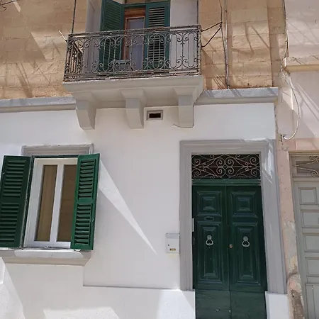 Casa de Férias Traditional 2 Bedroom House With Yard Ssch1-1 St. Julian's