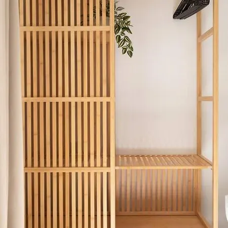 度假居 Traditional 2 Bedroom House With Yard Ssch1-1