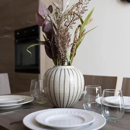 Traditional 2 Bedroom House With Yard Ssch1-1 Saint Julian's