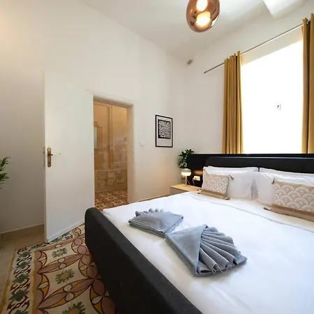 Traditional 2 Bedroom House With Yard Ssch1-1 * San Giuliano